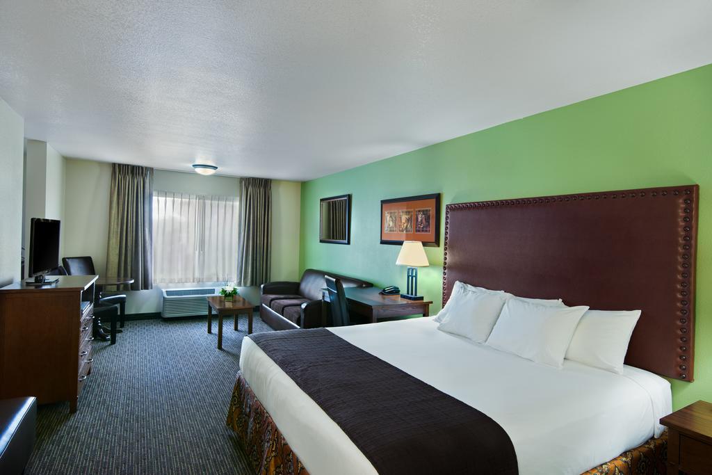 Oxford Suites Hermiston Exterior foto