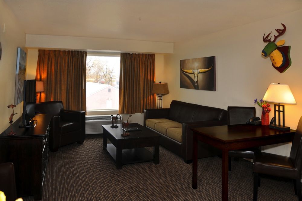 Oxford Suites Hermiston Exterior foto